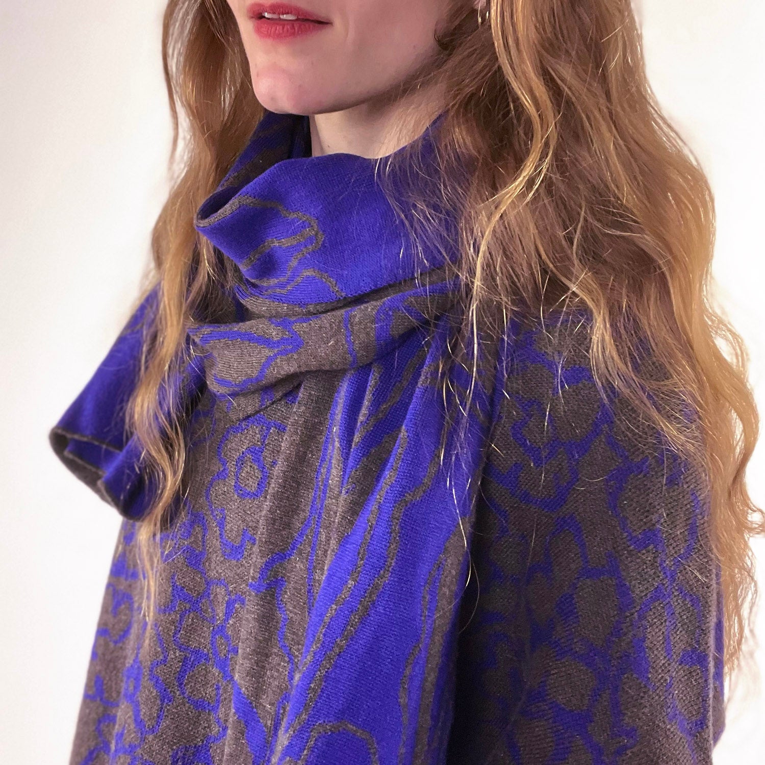 Scarf &#39;TULIP&#39; with cashmere and silk 